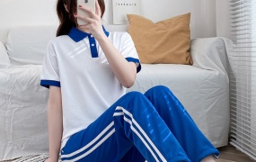 022/依依~165码校服搭配37码运动鞋拍摄