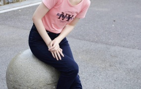 426/安妮~【如影随形】别人在户外能自在玩耍,我竟成了蚊子眼中的香饽饽。