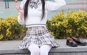 433/安妮~【镇定自若】我们总是太在意别人的看法,在意外界的目光,不敢轻易尝试新的事物。