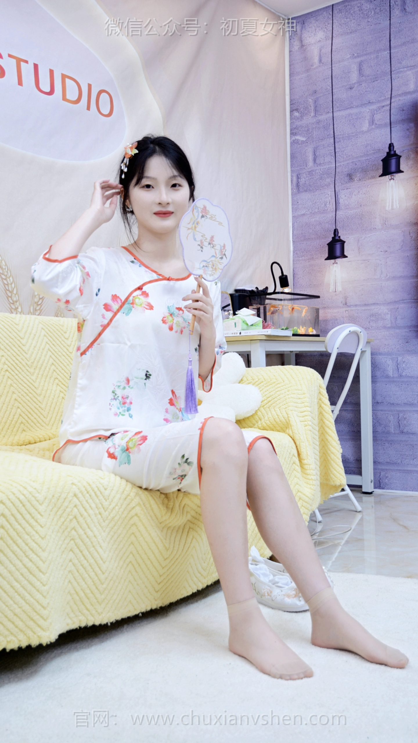 469/安妮~【衣饰羞态】咱就是主打一个又羞涩又想秀，不管啦，先分享出来再说~
