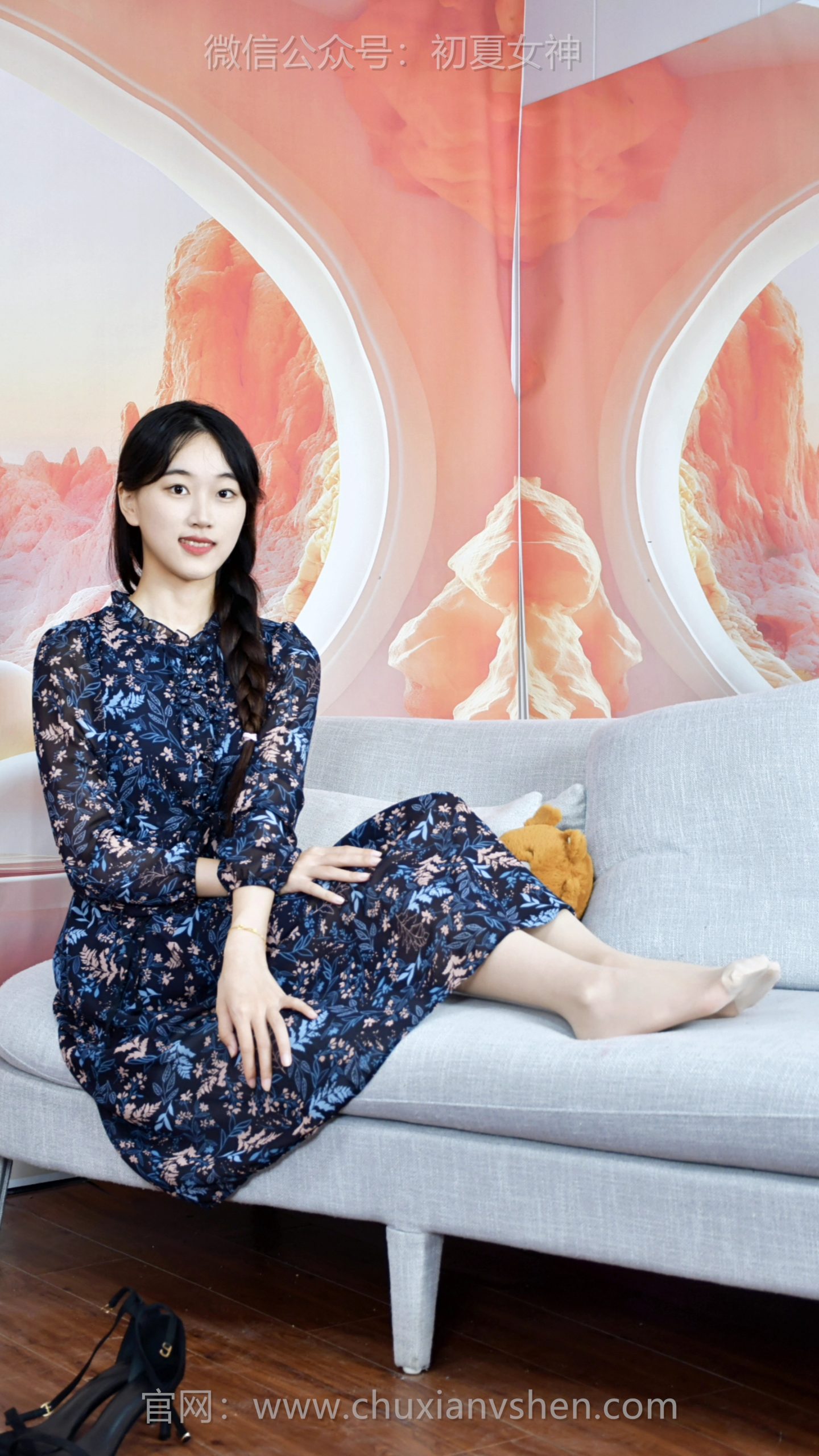 543/大头~【长辫垂肩】妥妥的田园系女神，把怀旧感穿在身上，每一帧都藏着故事，谁能不爱？