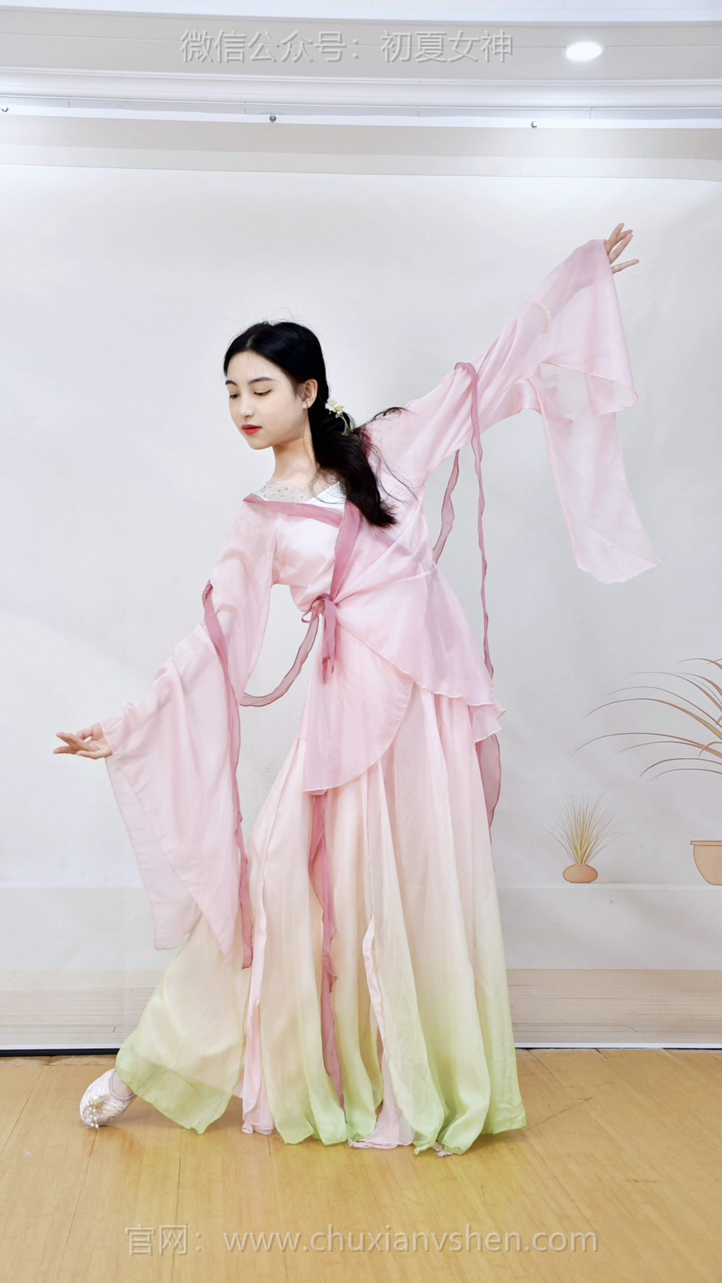 551/柒柒~《天外飞仙》沉浸式当古风小仙女，被自己美到，国风浪漫永远让人心动！