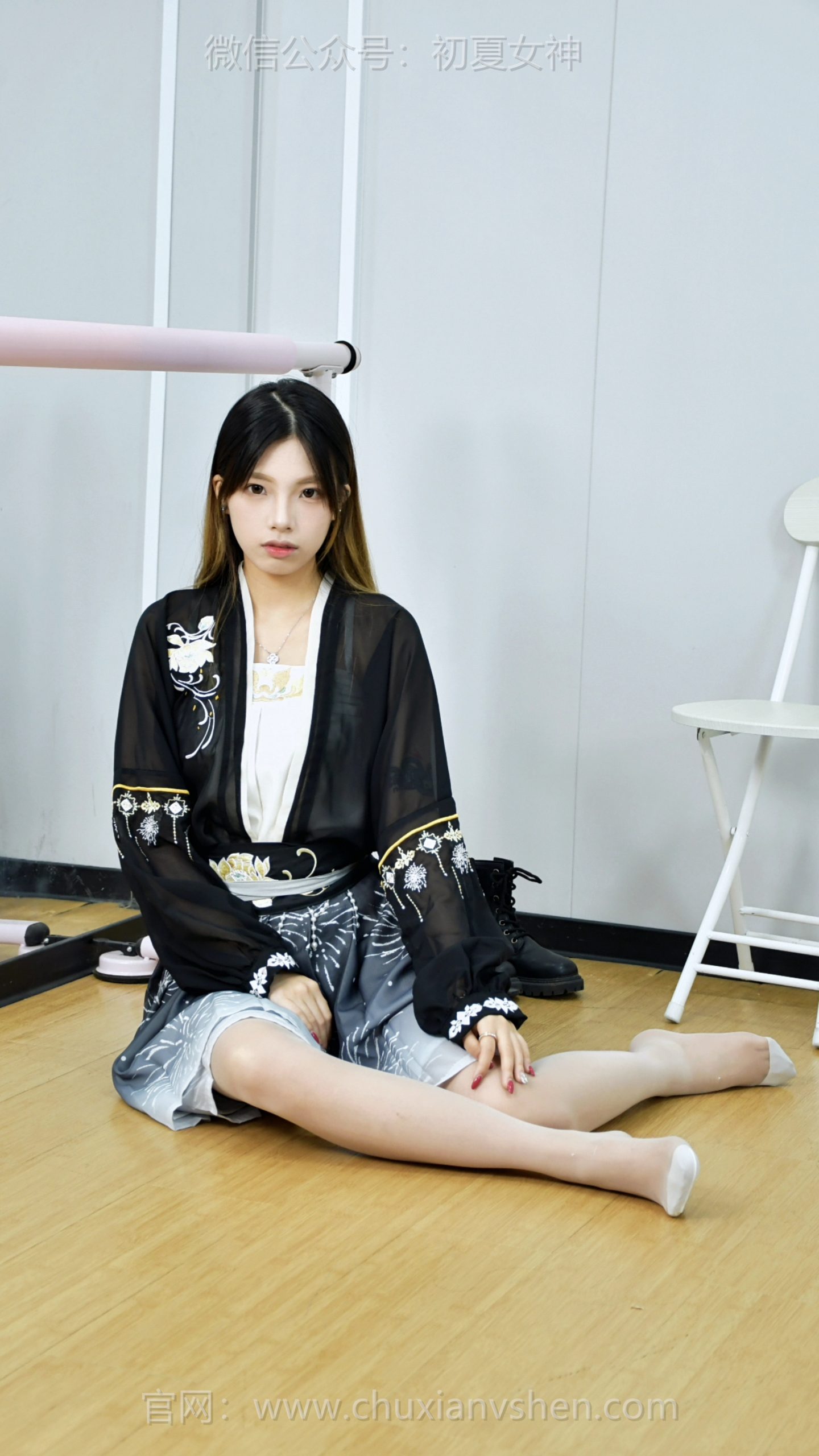 582番茄~【汉服英姿】酷飒汉服在身，分享猫的日常，快乐说来就来～