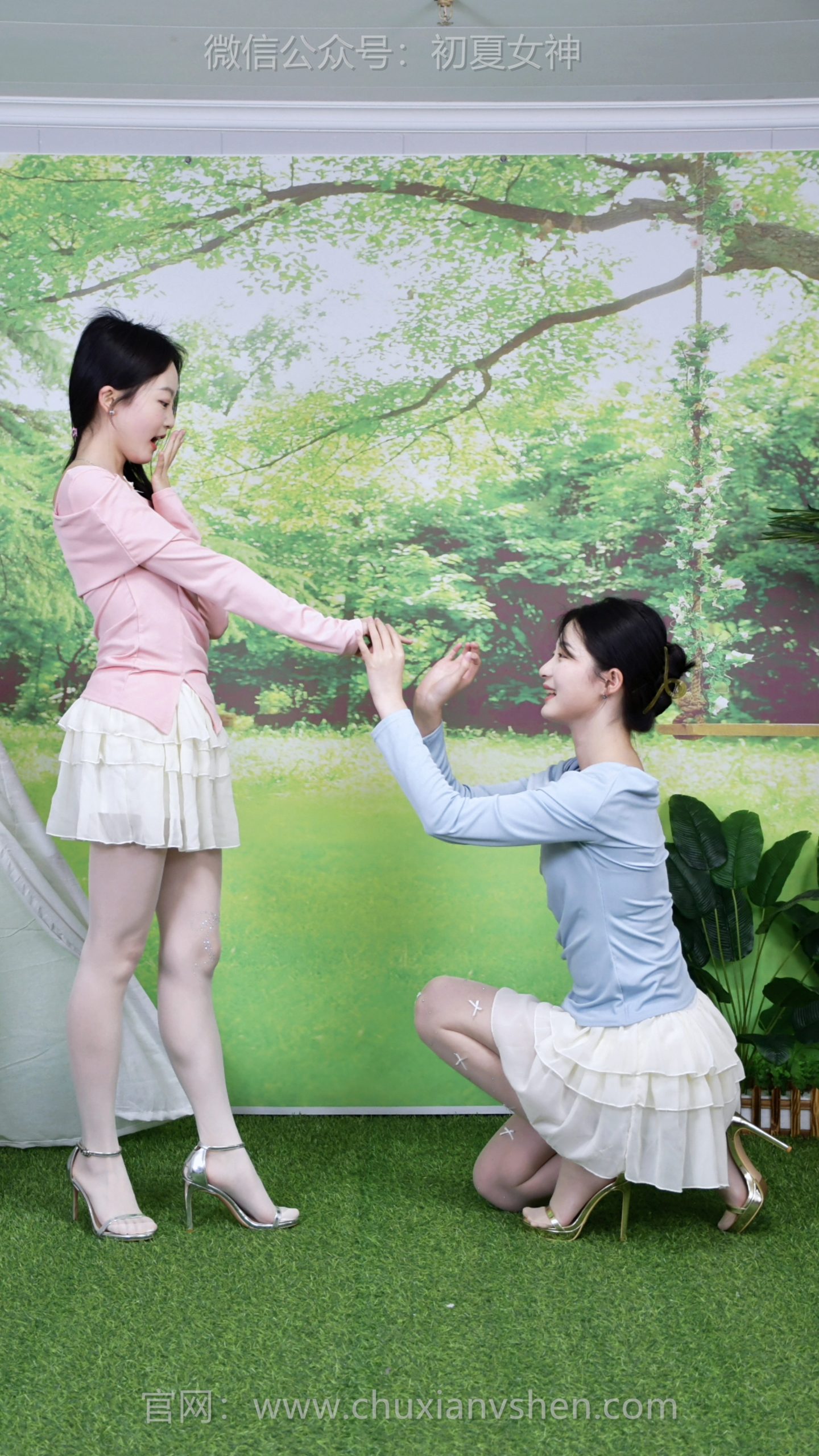 588/双双、安妮~《心心相印》喝着茶，姐妹们笑个不停，这热闹劲儿，比啥都让人开心。