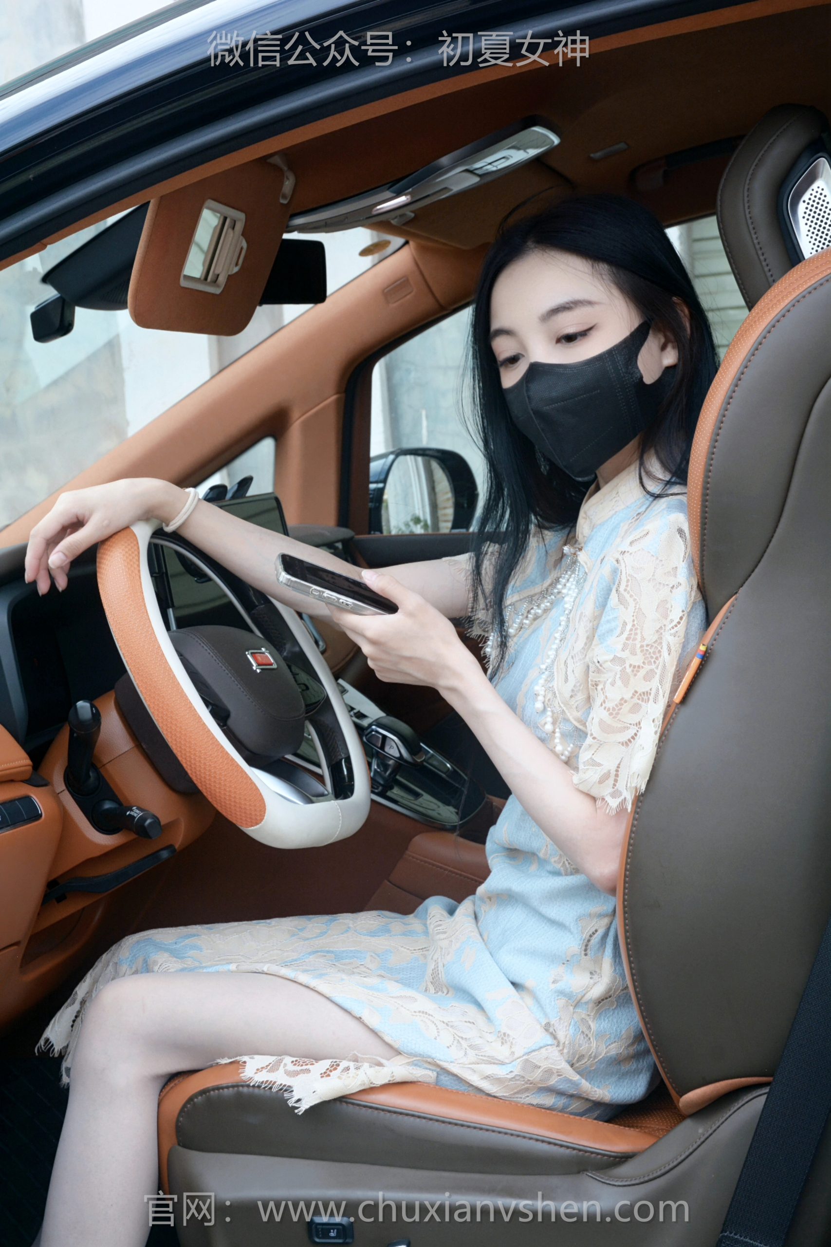638/柒柒~《驶向美好》引擎的低吼与蕾丝的柔美交织在一起，形成了一种独特的韵律。