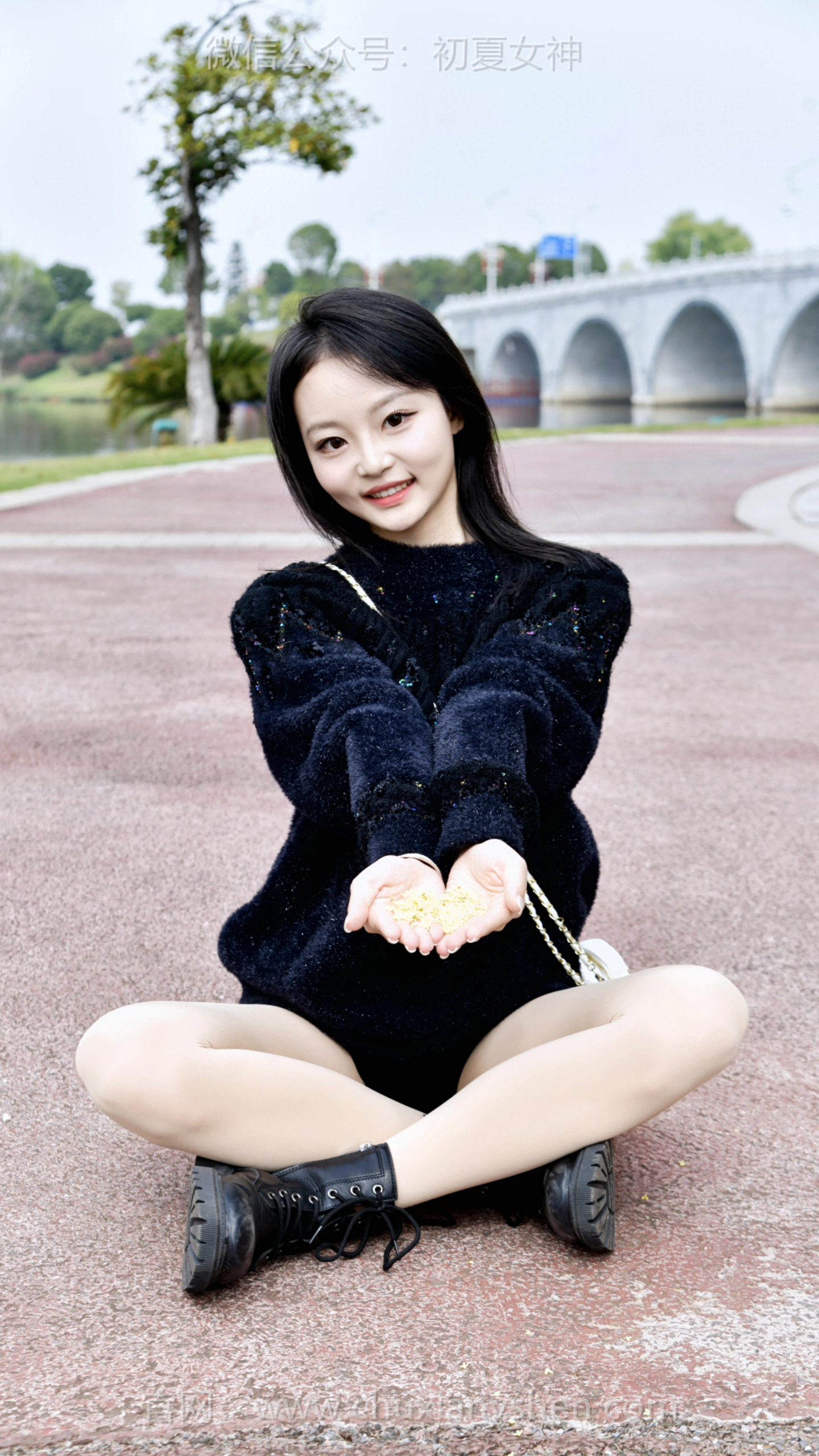 674/双双~【甜香沁心】简单的穿搭与沁人的桂香相伴，让户外的每一刻，都藏着最动人的诗意。