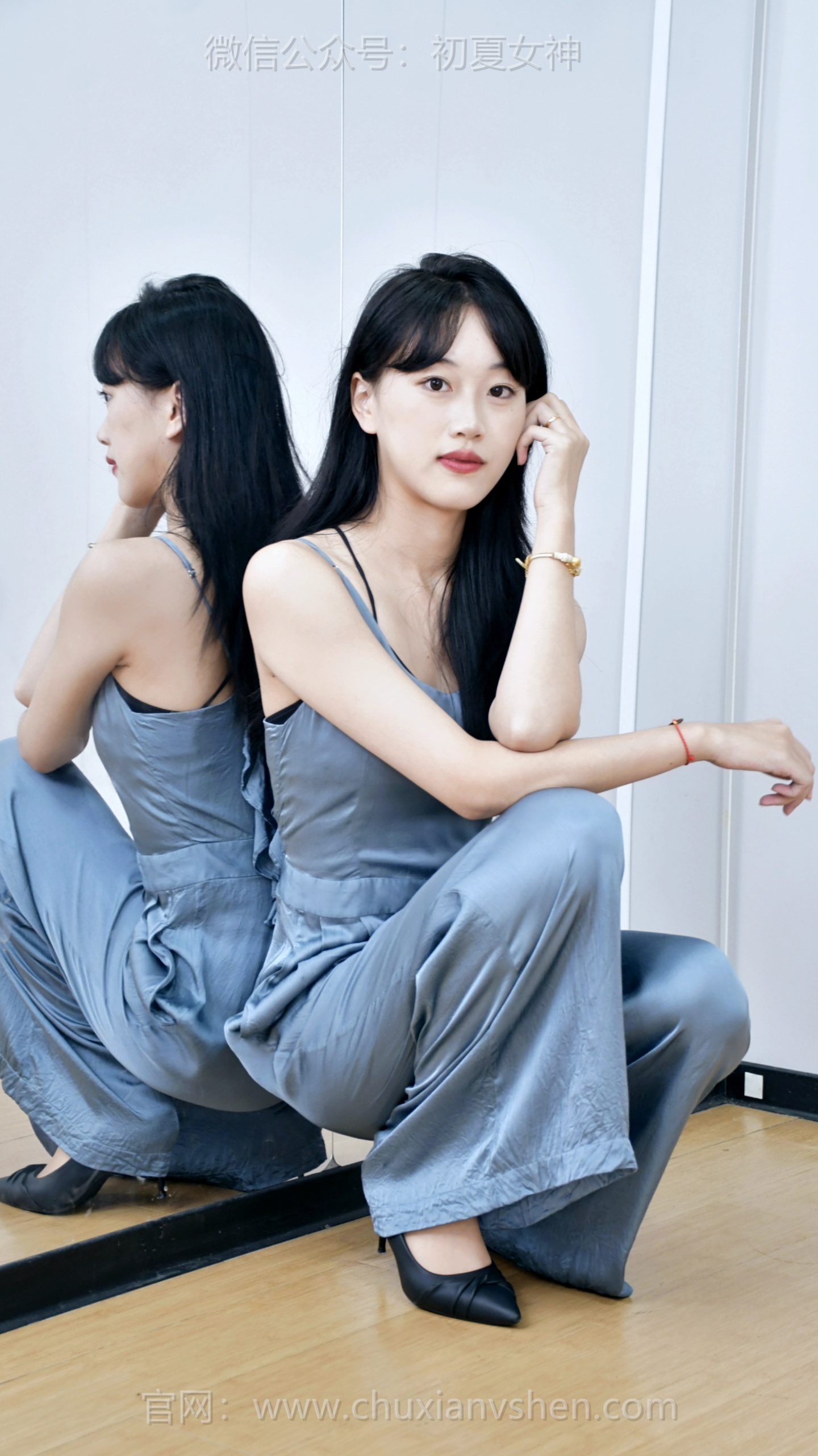 676/大头~【细腻光泽】你们看这“裤子妹”的称号，配不配这身自带柔光的穿搭？