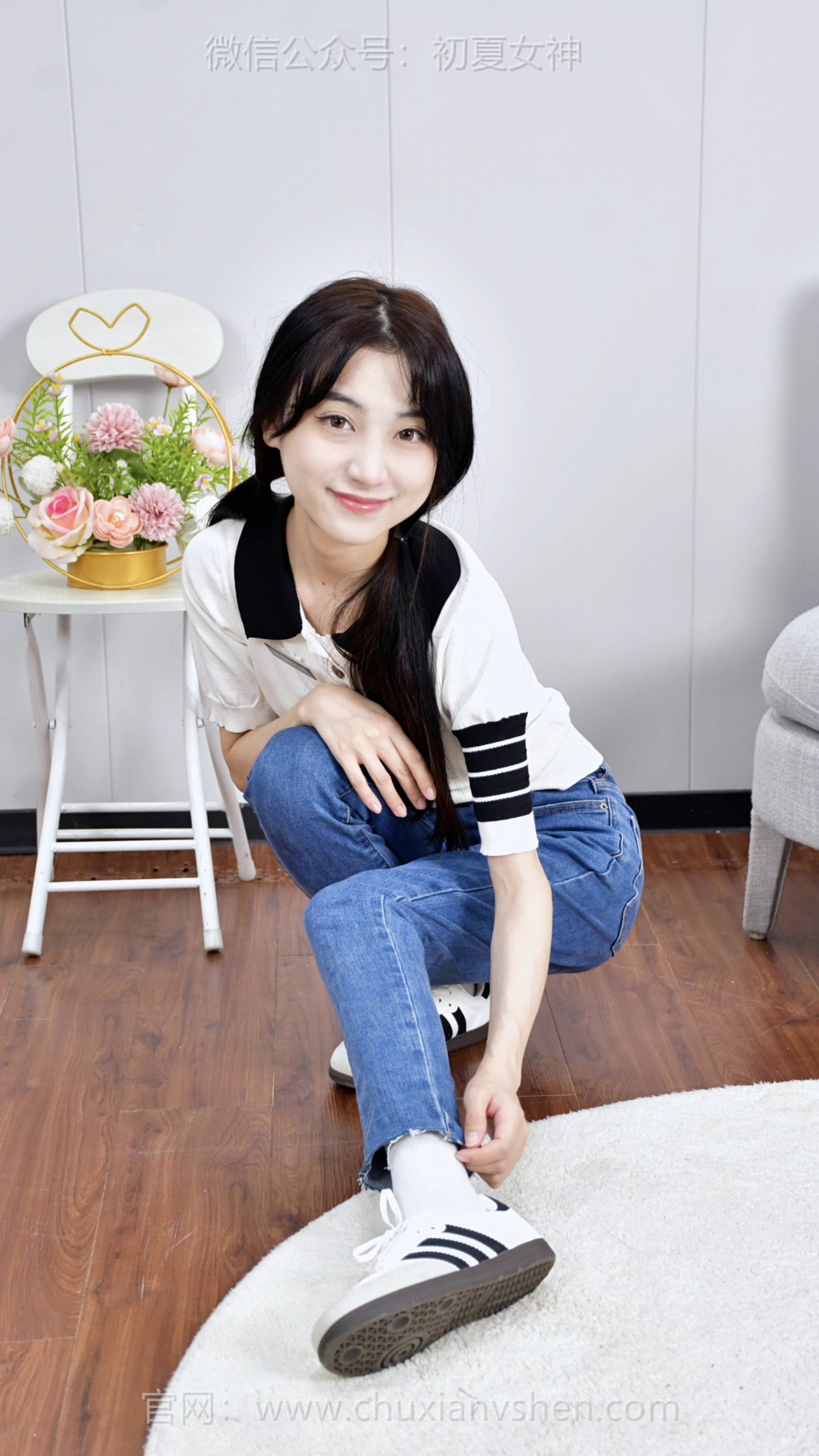 685/柒柒~《轻松拿捏》劈叉轻松不费劲，舞蹈功底在线，轻松拿捏吸睛感～