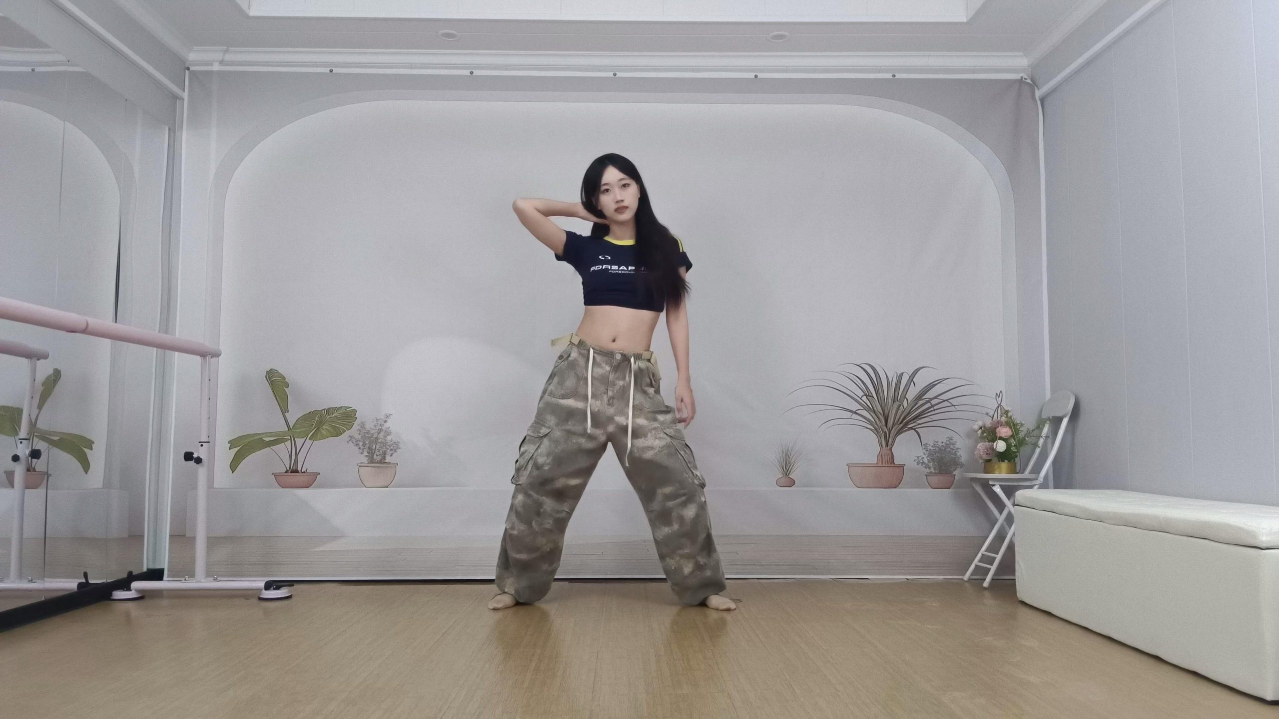 685-2~【大头双舞】此作品为大头的两期完整版舞蹈视频。