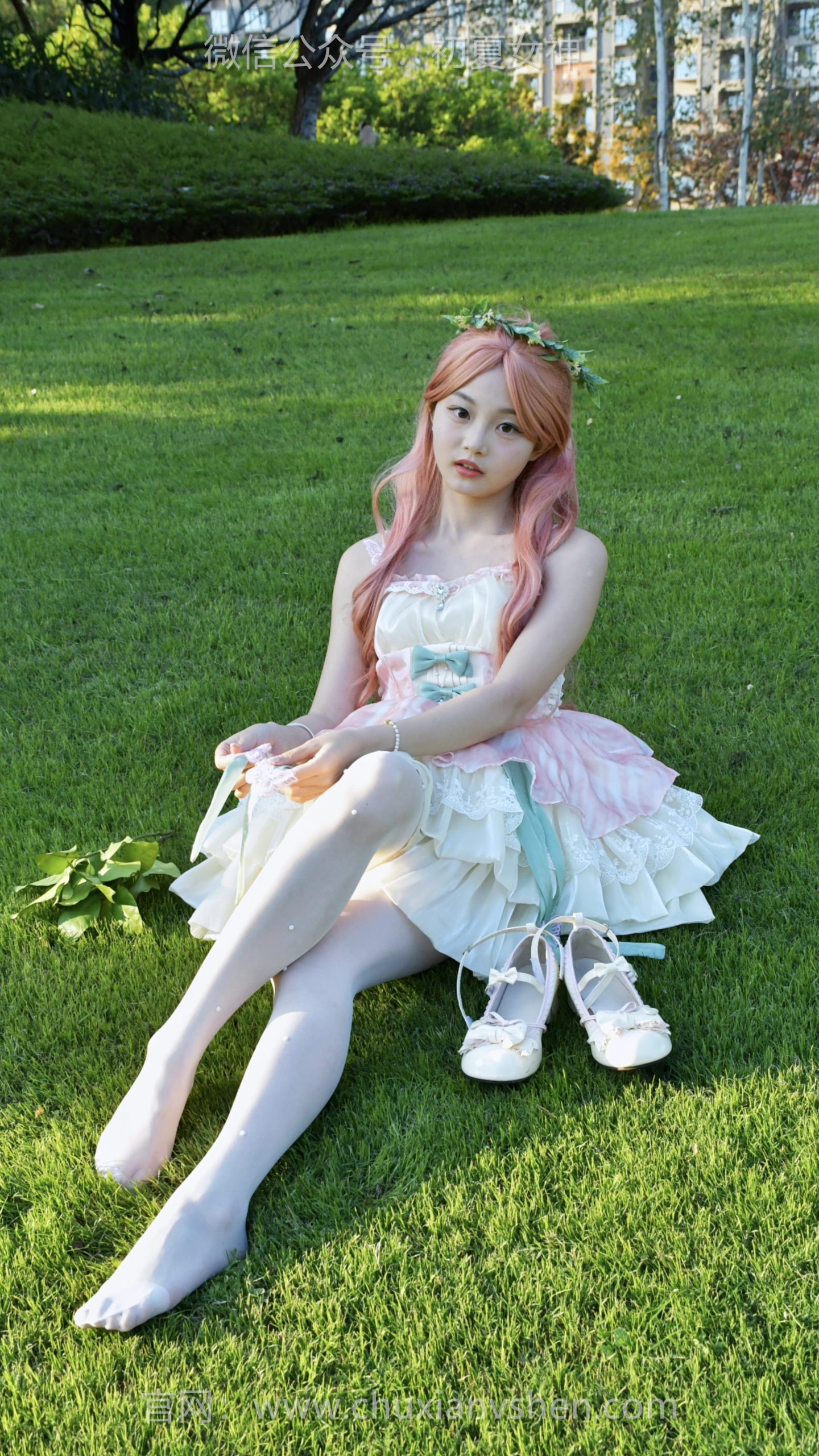 705/双双~【软萌仙气】眉眼弯弯带笑意，一举一动都透着软萌，连周遭的空气都变甜，妥妥的小仙女～