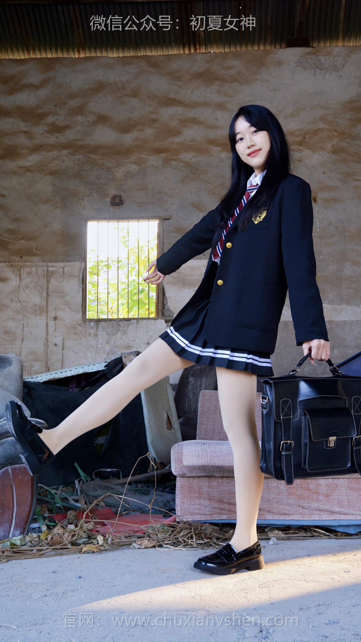 724/大头~【往昔残片】旧时光的忙碌与此刻的鲜活碰撞，仿佛是时光打了个旋~