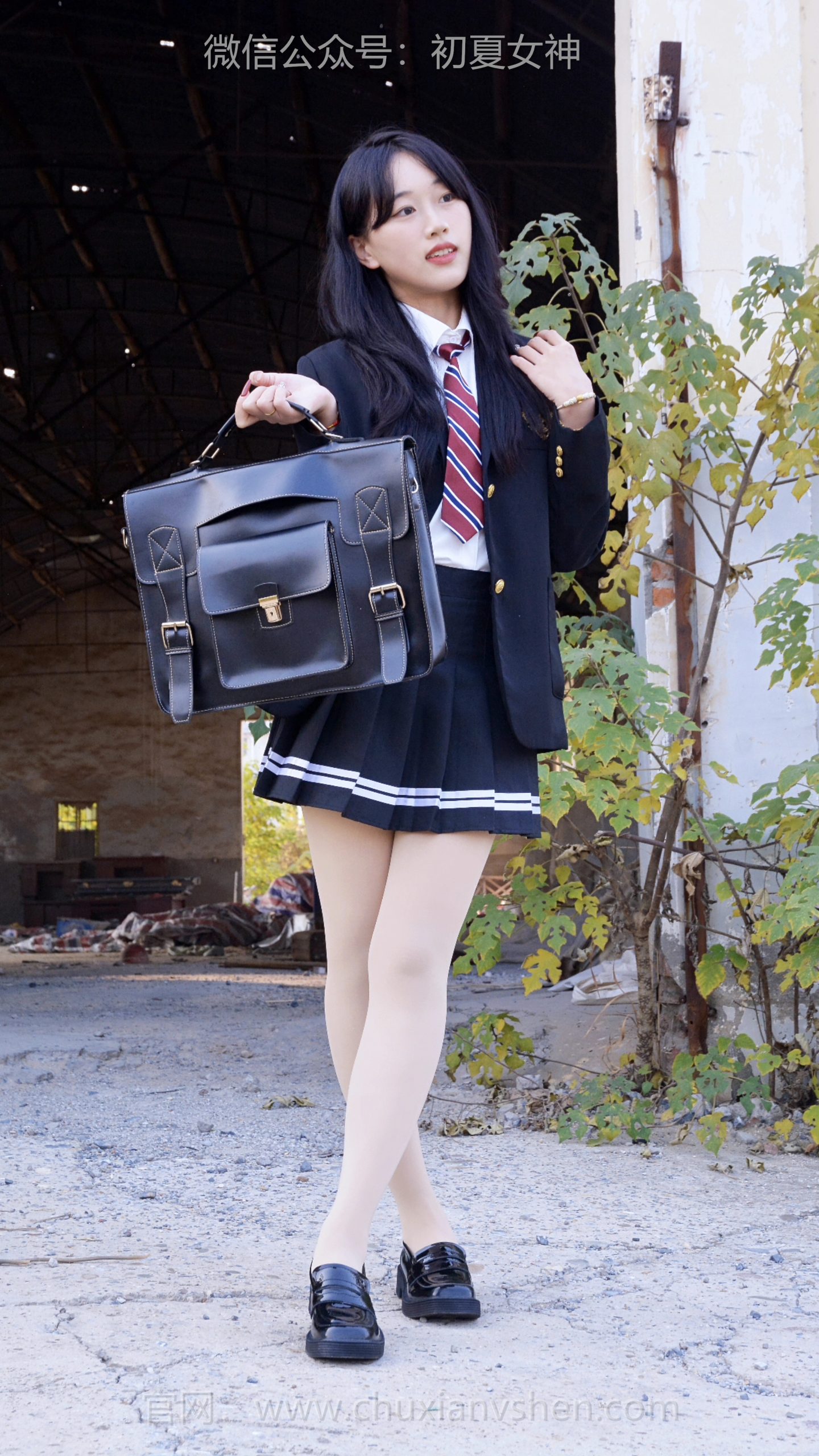 724/大头~【往昔残片】旧时光的忙碌与此刻的鲜活碰撞，仿佛是时光打了个旋~