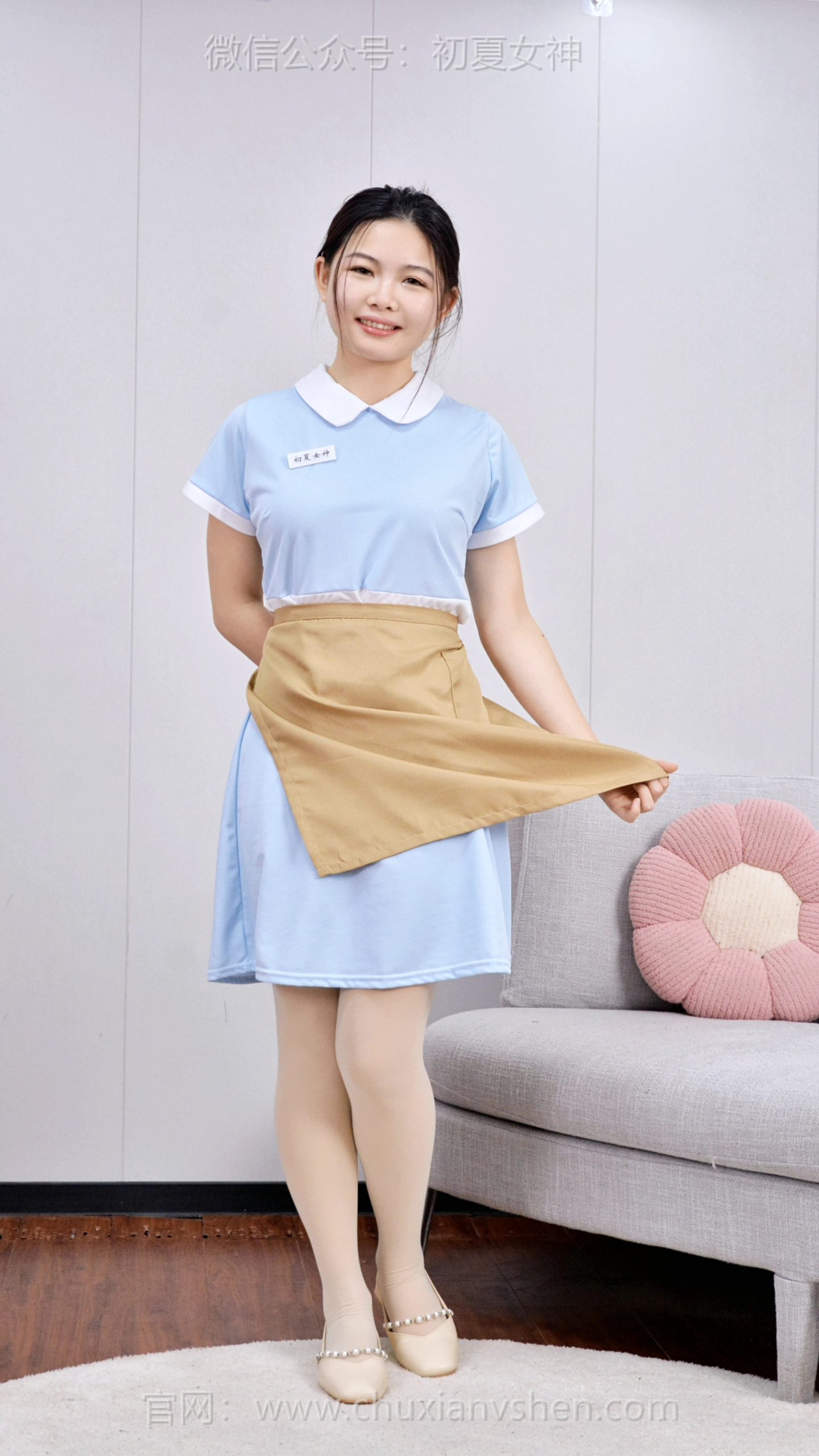 745/双木~【忙忙碌碌】年关将至，餐饮商超这些服务行当正缺人，我琢磨着找个服务员兼职，体验忙年的氛围。