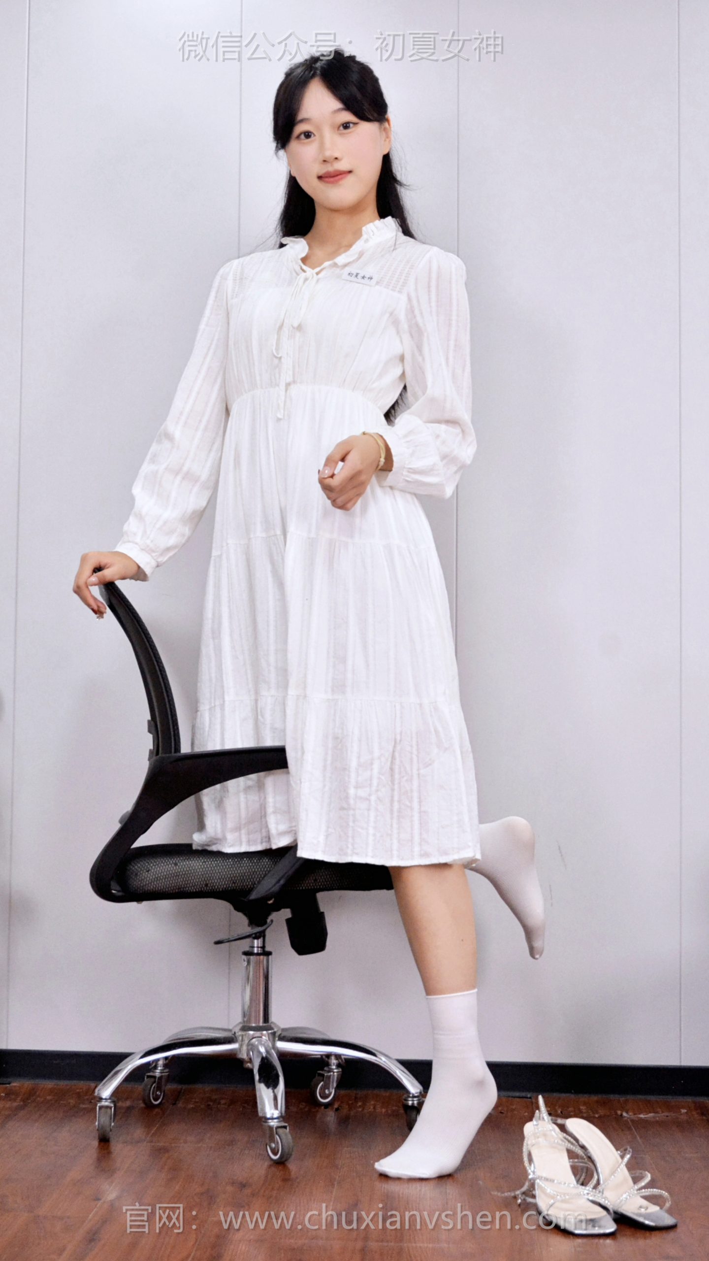 746/大头~【堆积成山】懒出境界，袜子懒得叠，索性全穿脚上不用收拾