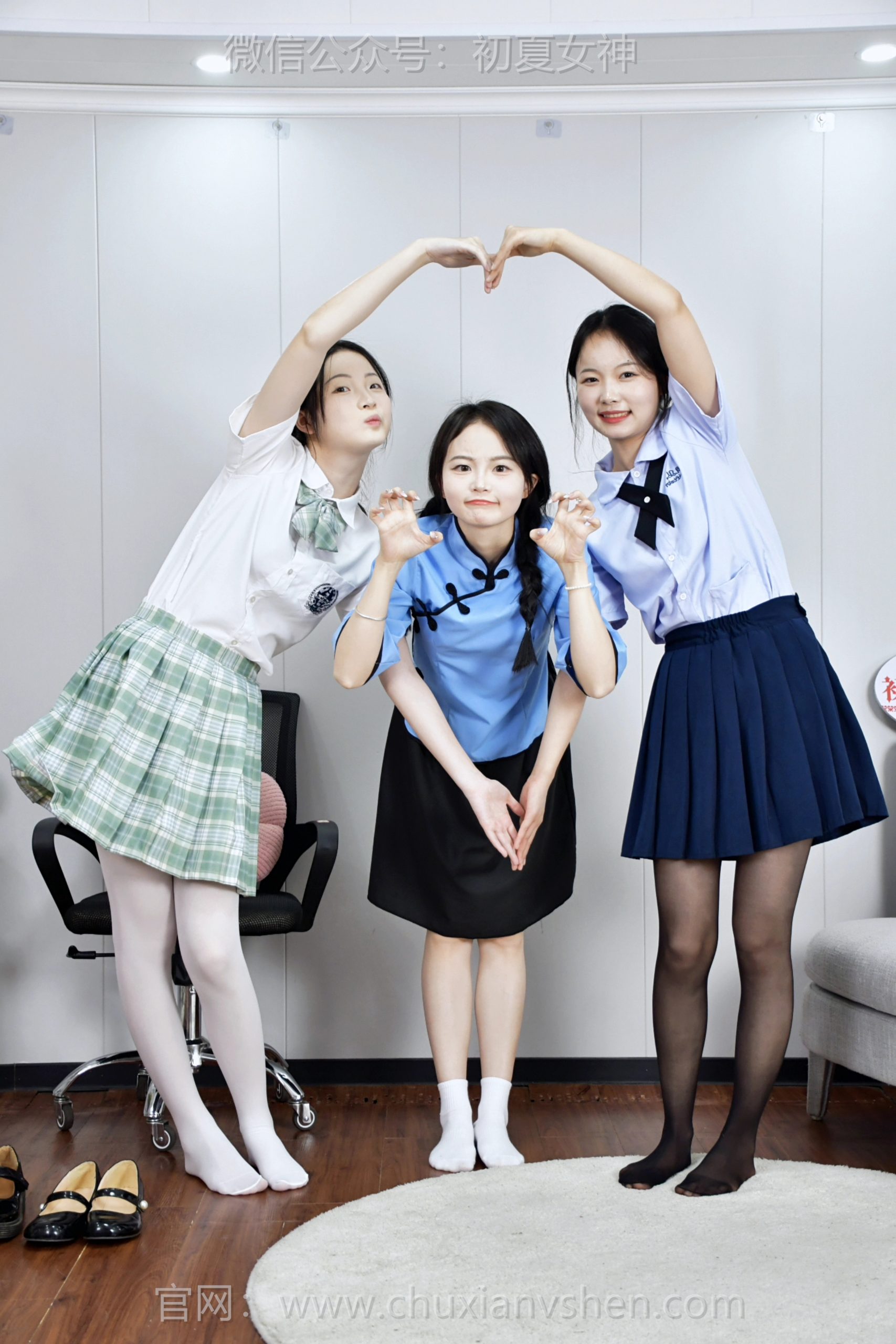 787/双双、芸芸、安妮~《青春依旧》重复穿的衣服，不重复的心情，不同的场景与评价，记录着我们的温柔日常。