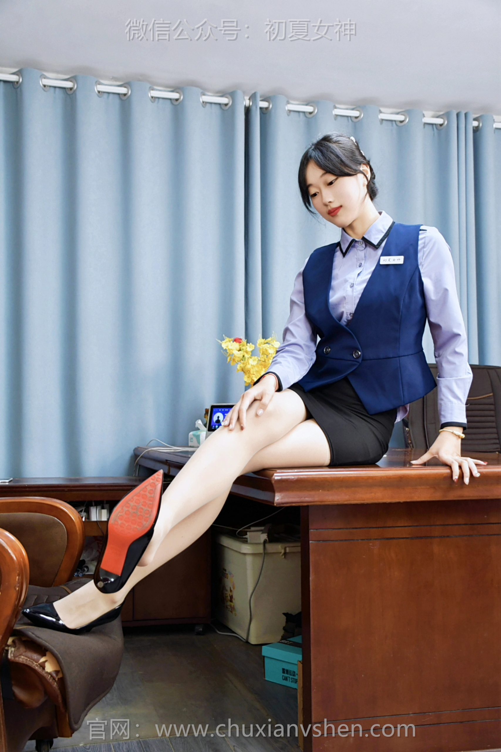 793/大头~【温暖守护】一身保险装，一份安心托付，用专业守护每一份期待。