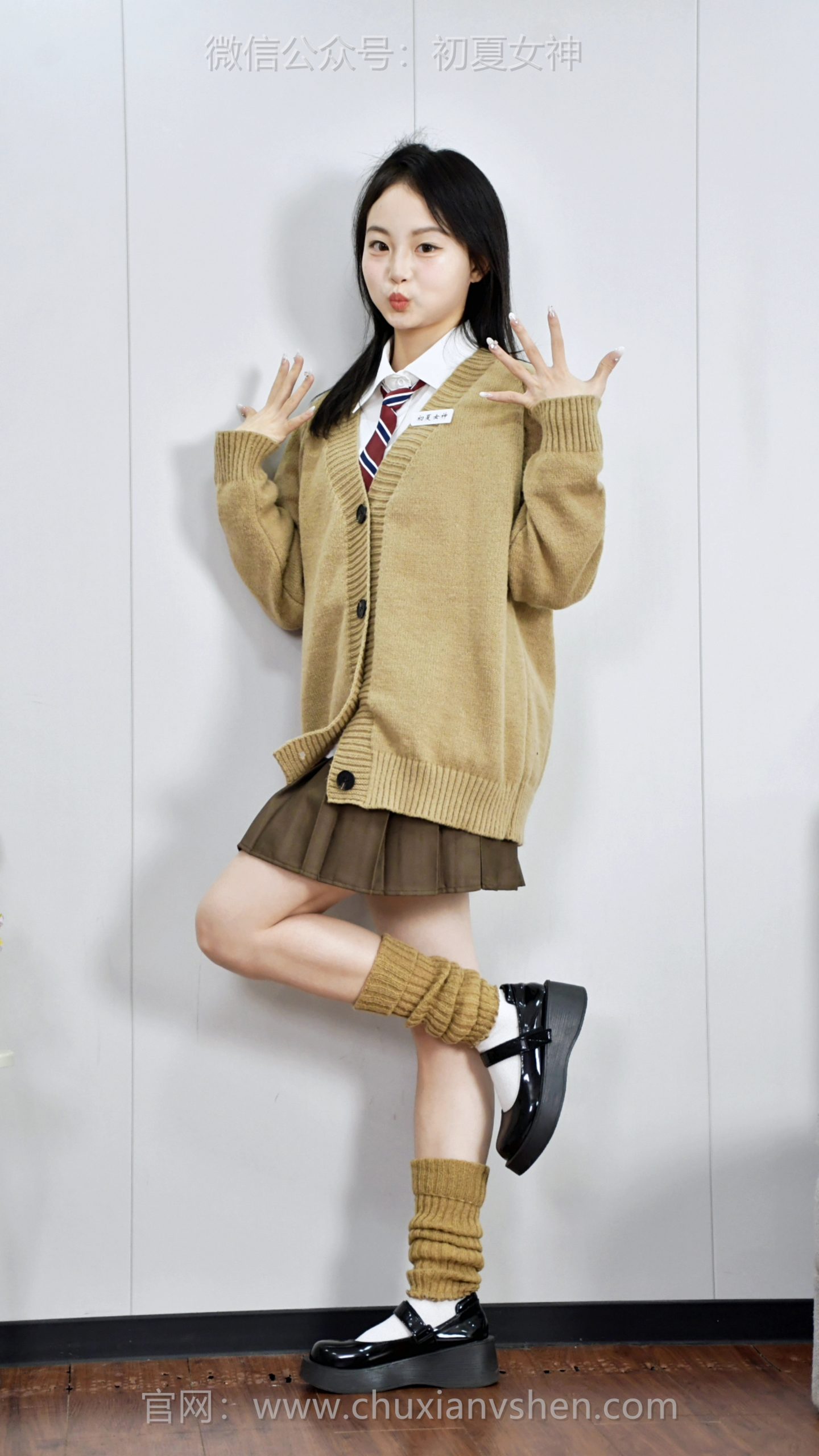 794/双双~【简约耐看】时代变了，冬天也没那么冷了，曾经秋裤是标配，如今一双堆堆袜就足够。