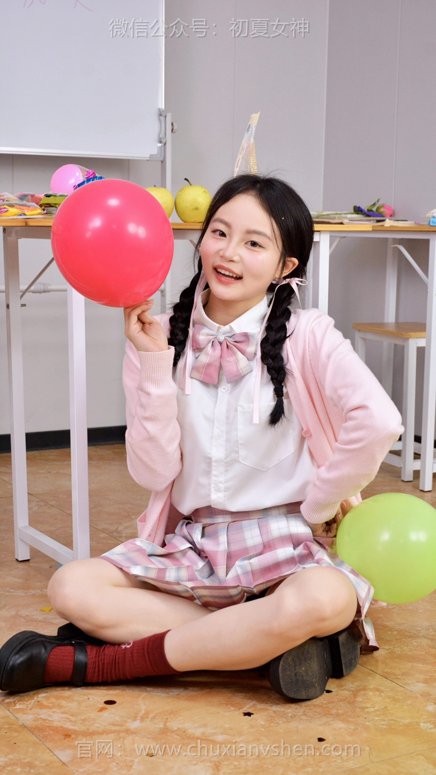 814/双双~【泡泡纷飞】那些以为早已远去的孩子气，原来只要吹一口气，就能瞬间回到满是笑声的教室午后。