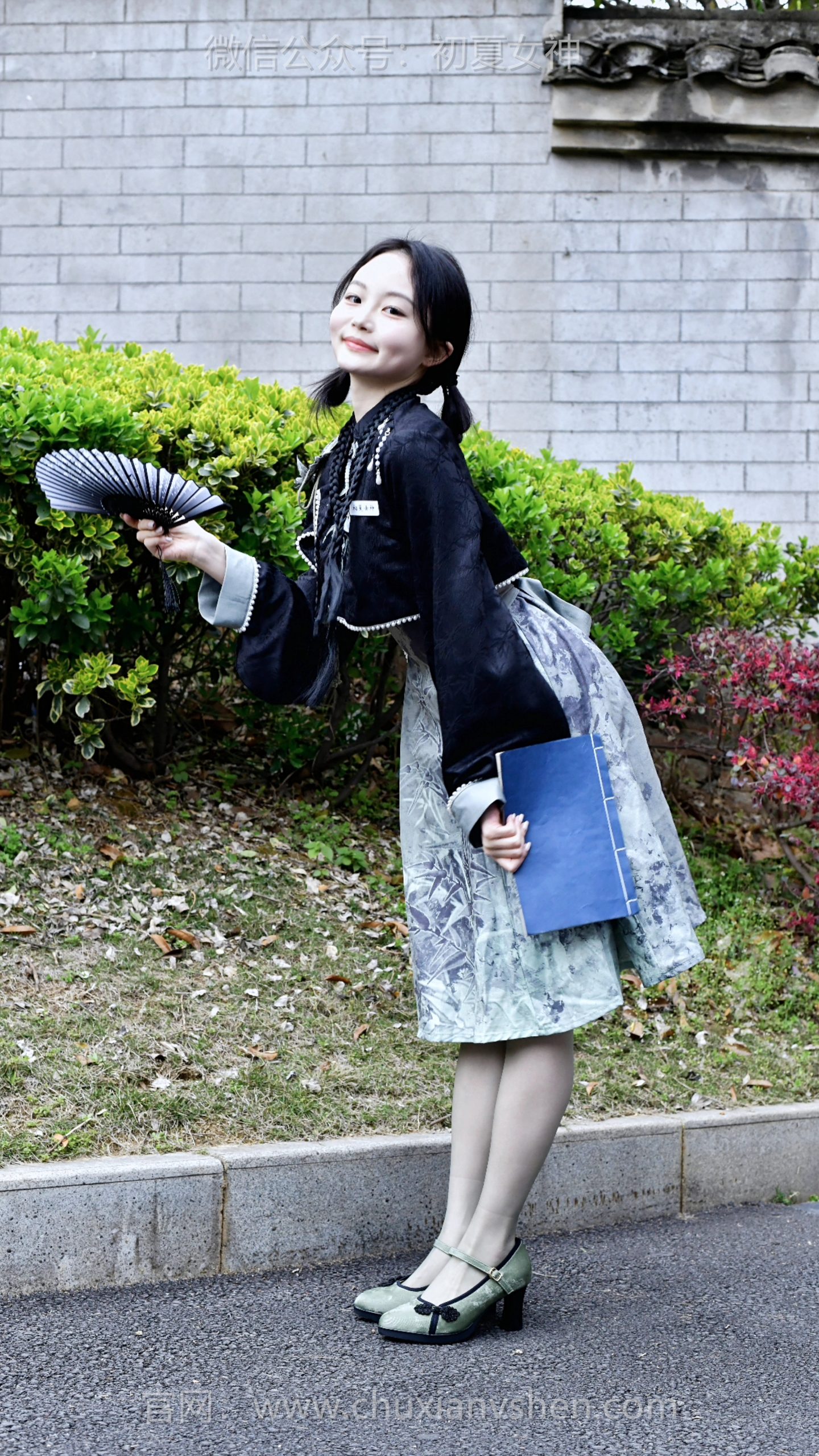 819/双双~【青砖古瓦】古城石墙刻满岁月痕迹，每一道纹路，都是时光写下的情书。