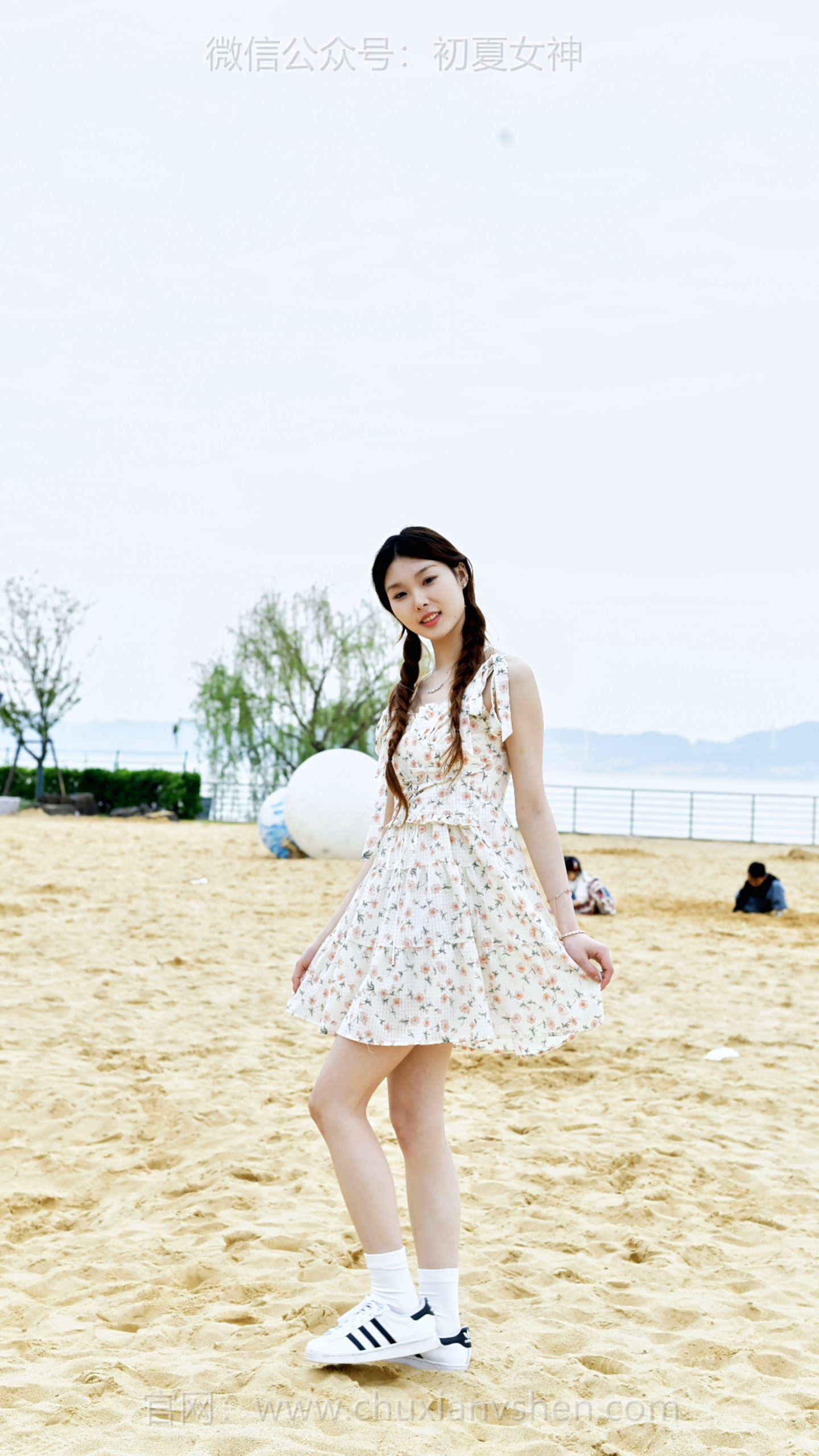 827/青子~【心花怒放】玩沙的快乐从来不分年龄，这一刻，只需要做回那个无忧无虑的小孩