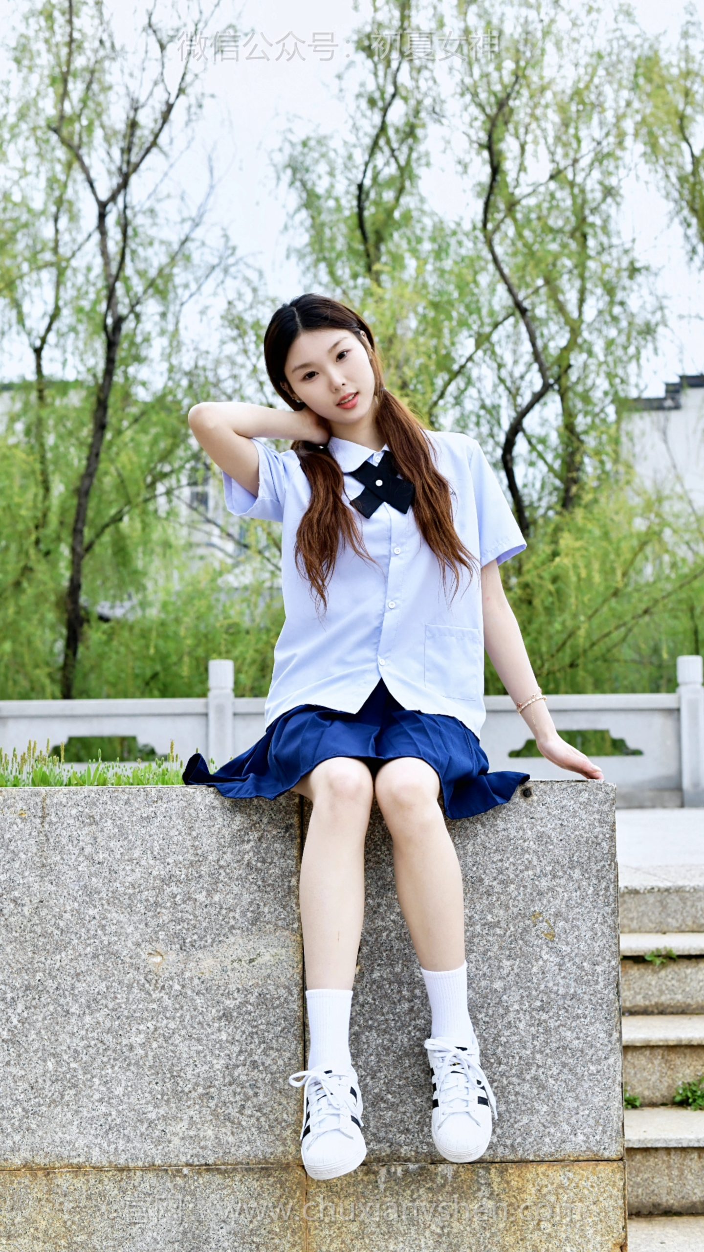 831/青子~【向阳生长】肆意生长，满怀欢喜，是青春最动人的模样。