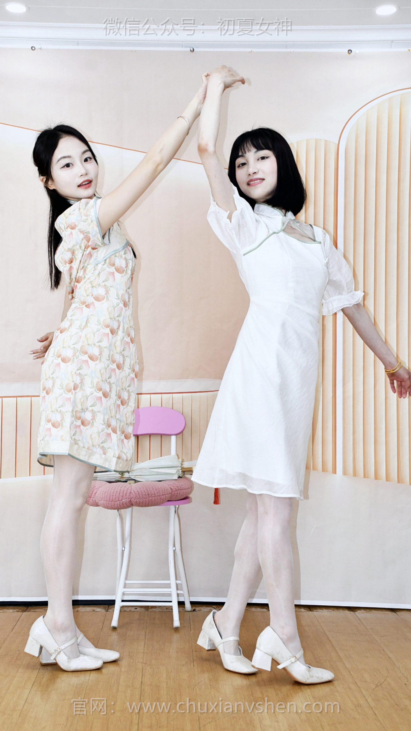 833/双双、柒柒~《满目倾心》身着旗袍眉眼温柔，名门闺秀气质浑然天成，一出场便动人心弦。