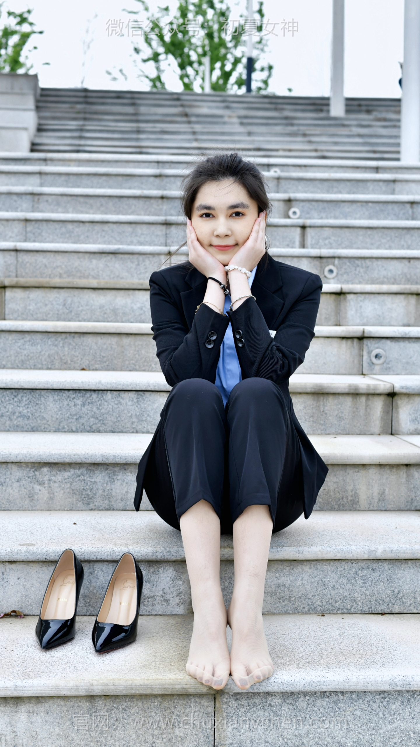 838/兰兰~【自在放空】踩着风慢慢散步，看邻里健身、听阿姨们闲话家常，将工作的紧绷尽数卸下。