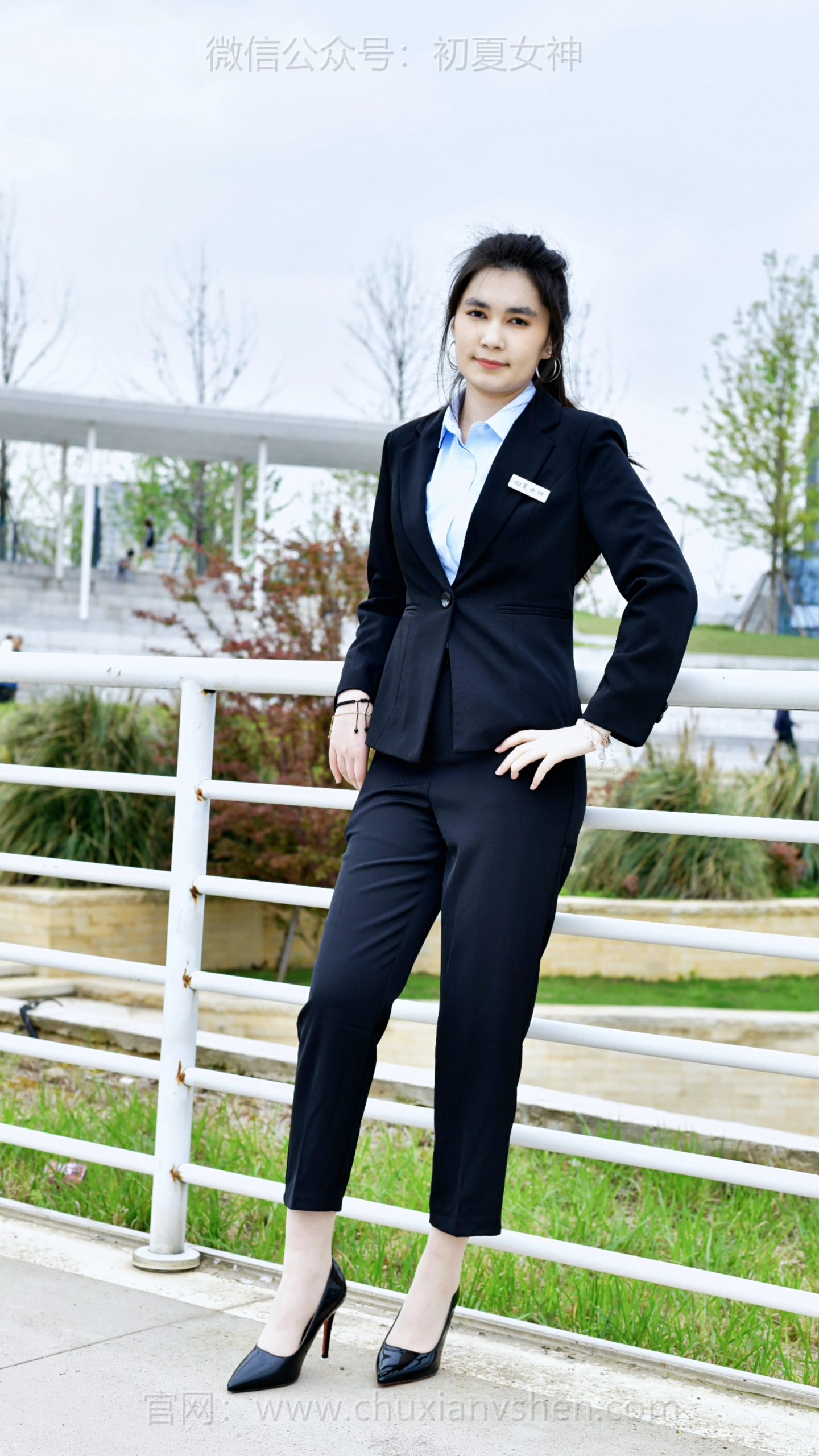 838/兰兰~【自在放空】踩着风慢慢散步，看邻里健身、听阿姨们闲话家常，将工作的紧绷尽数卸下。