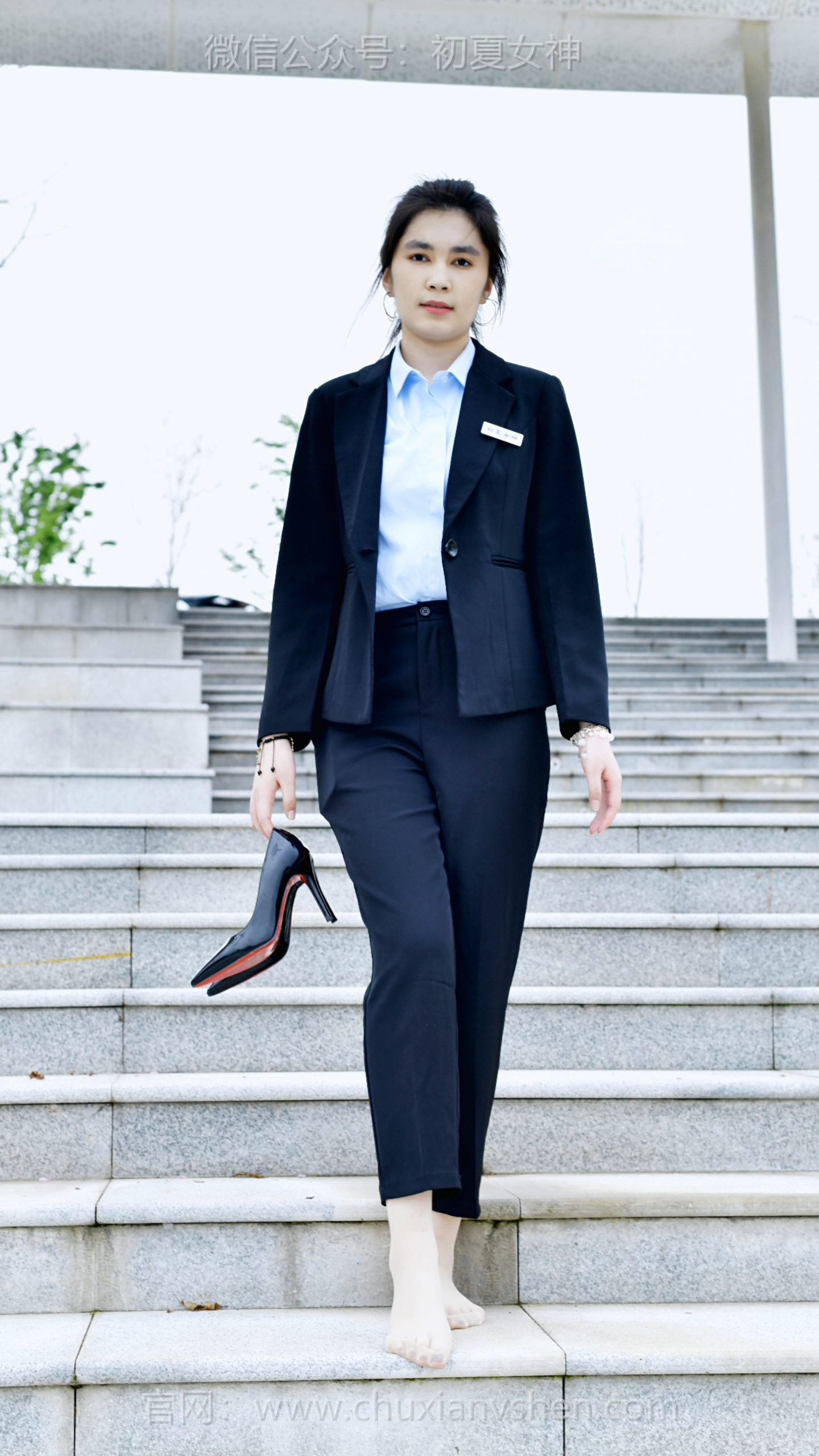 838/兰兰~【自在放空】踩着风慢慢散步，看邻里健身、听阿姨们闲话家常，将工作的紧绷尽数卸下。