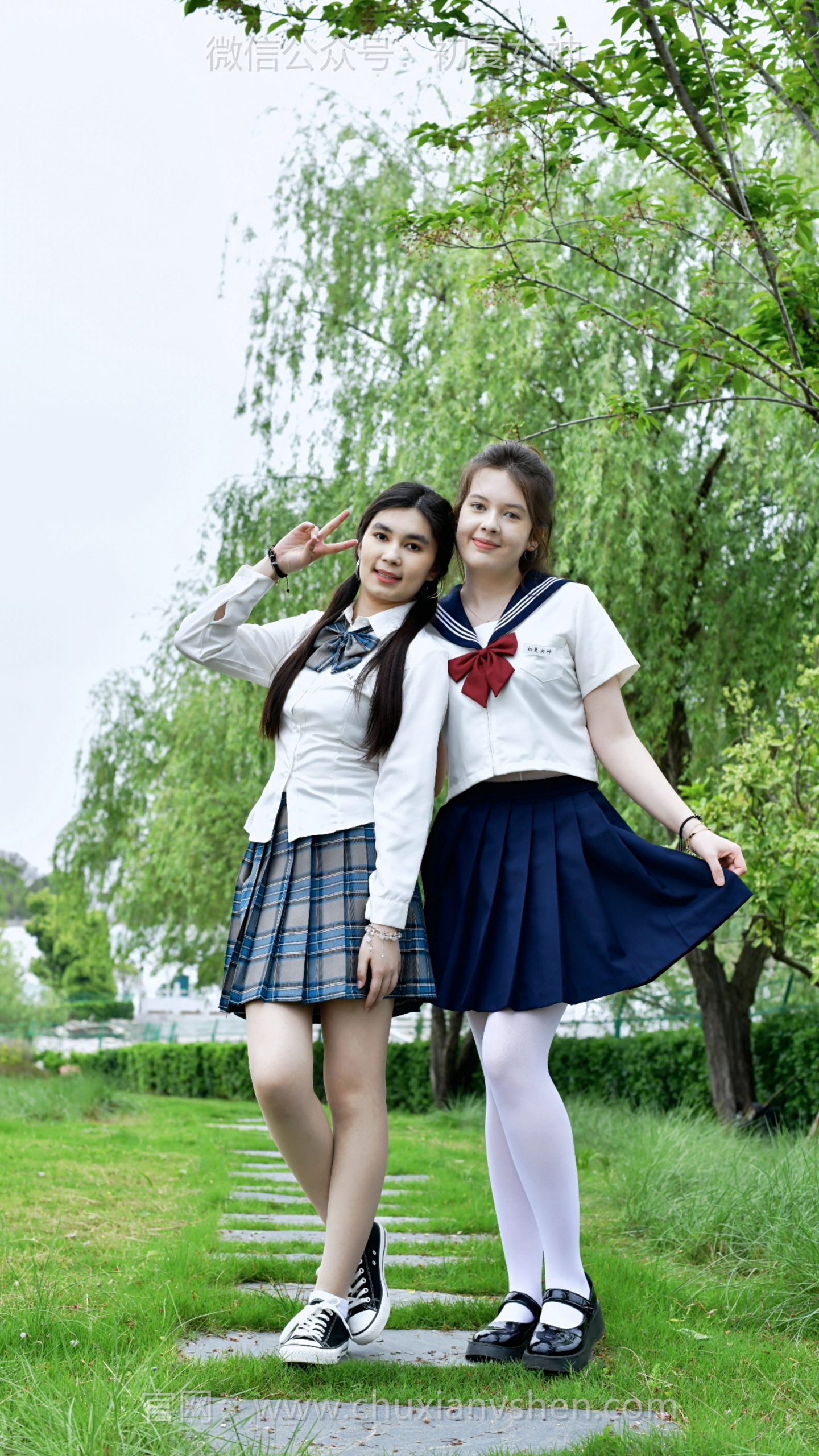 842/小麦、兰兰~《晴日同游》好天气+好闺蜜，在柳树下的每一刻都闪着光