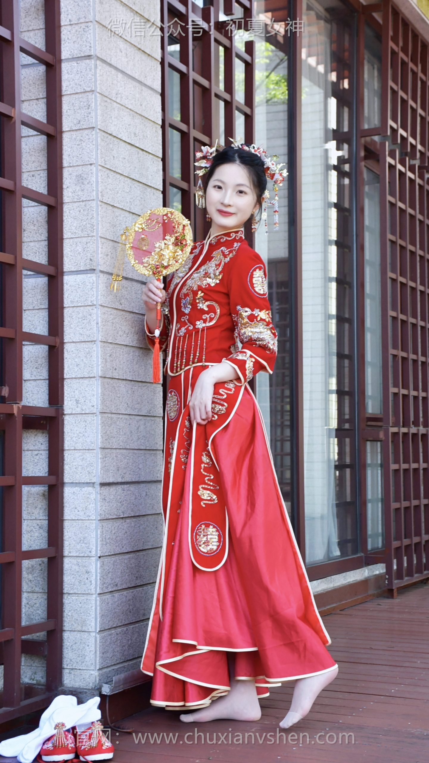 852/安妮~【明艳动人】不奔赴远方风景，只沉醉一身红衣，做半日古风佳人，独享假期温柔美好