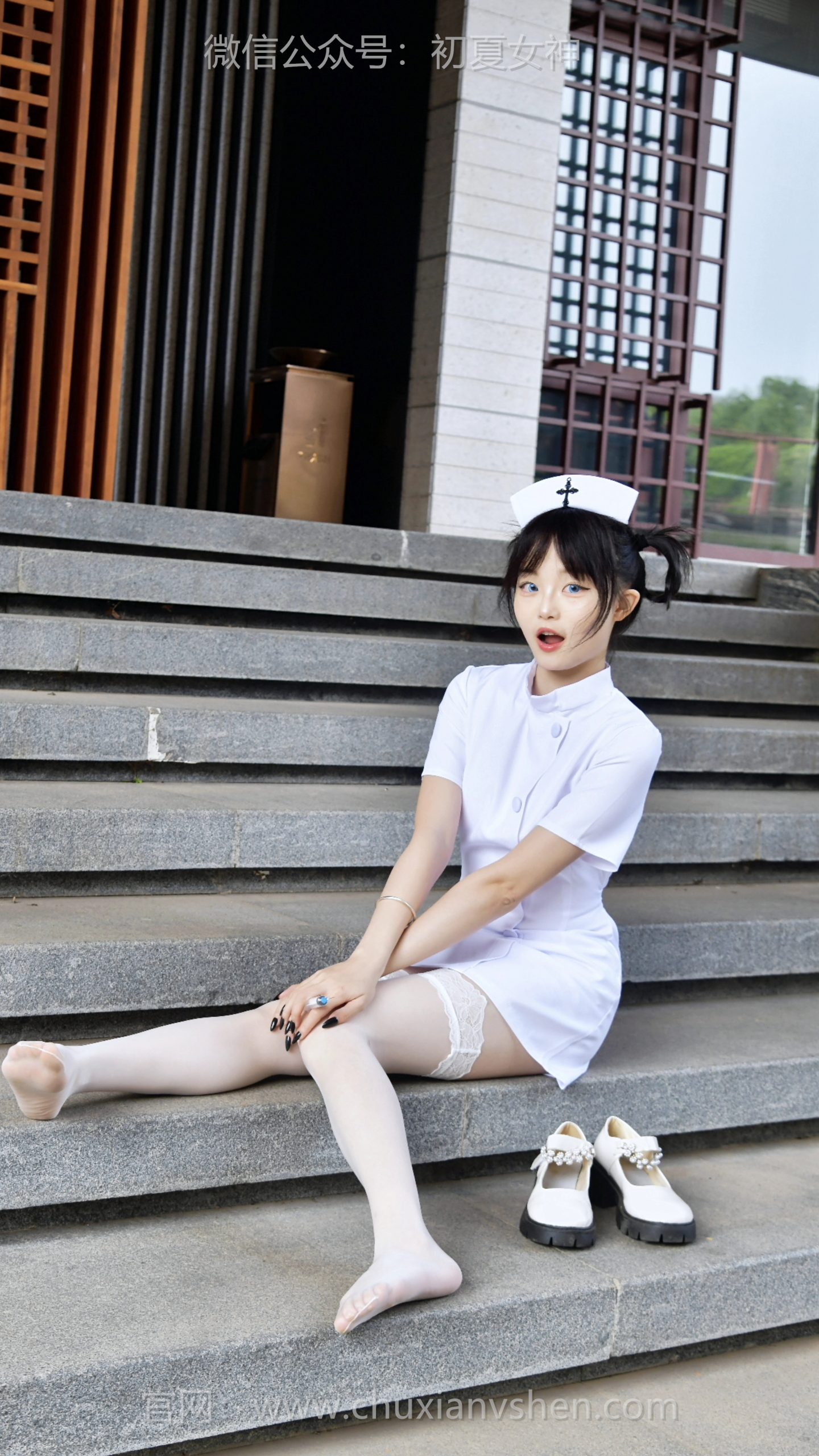 873/双双~【彻夜之歌】今日cos七草荠 ,蓝瞳+双马尾，解锁吸血鬼少女标配！